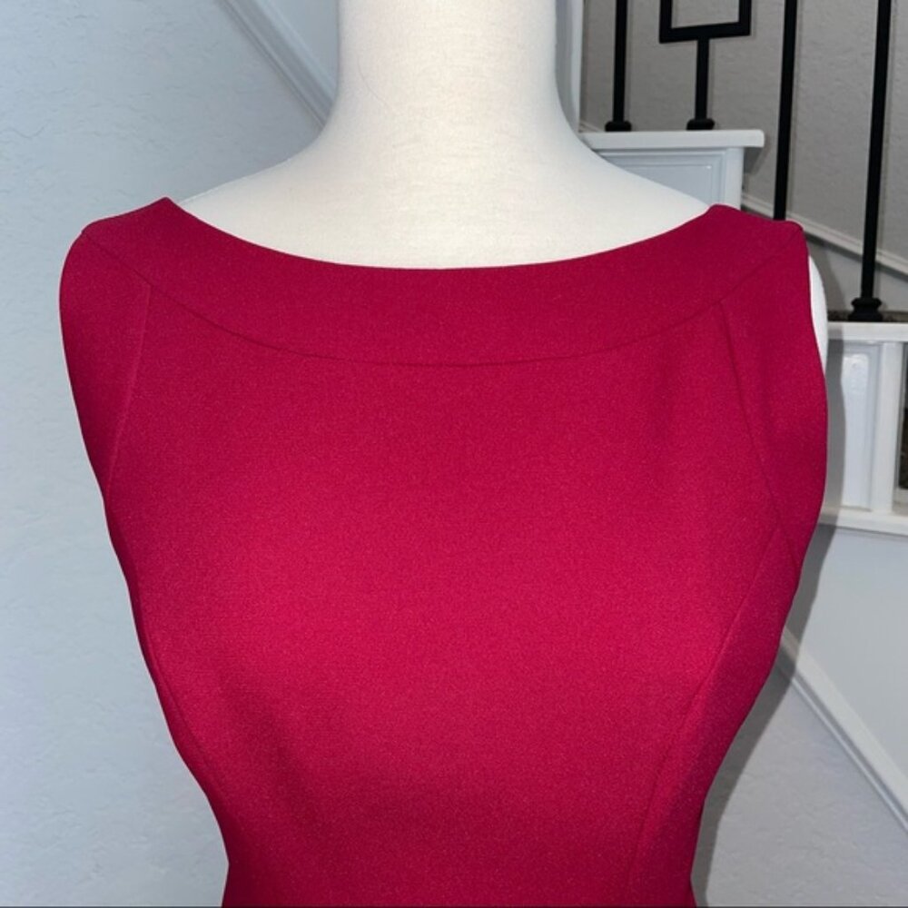 Fully Lined Formal Dress With Bow In Back Detail.… - image 4